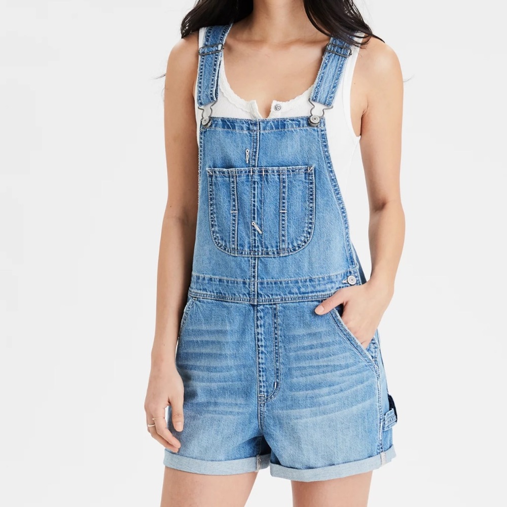 AMERICAN EAGLE | Medium Wash Blue Adjustable Denim Jean Short Overalls